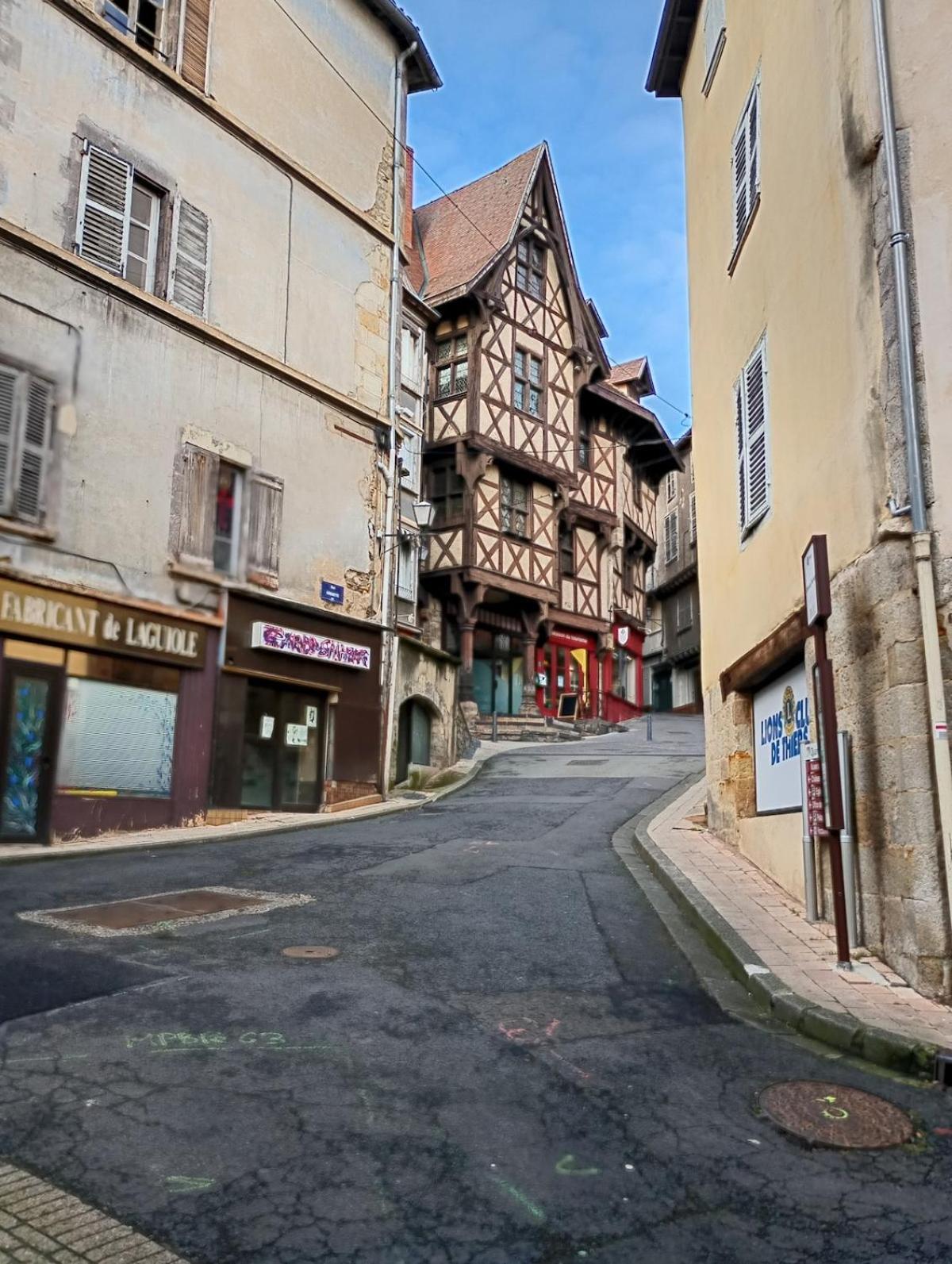 Duplex Center Thiers - Clermont-Ferrand - Lyon - Free Parking - Self-Check-In 아파트 외부 사진